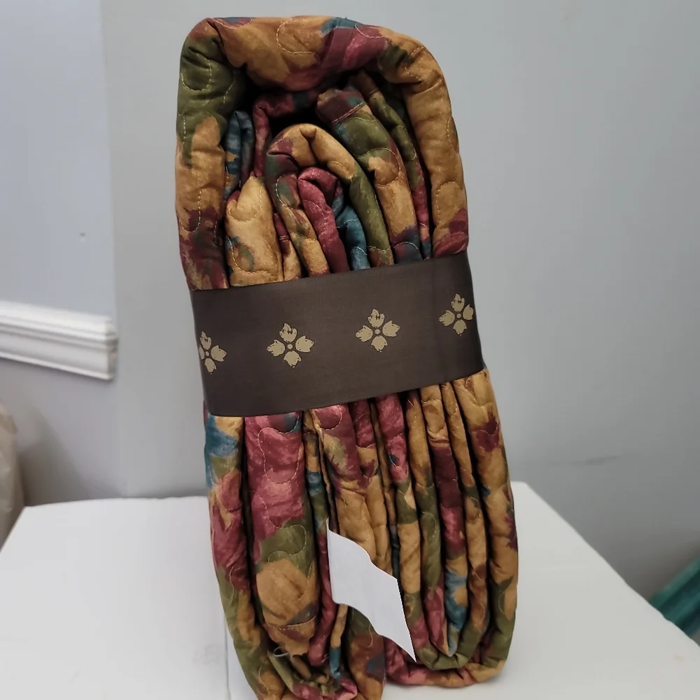 Patricia Nash Fresco Bouquet Print Reversible Quilt Mini Set
